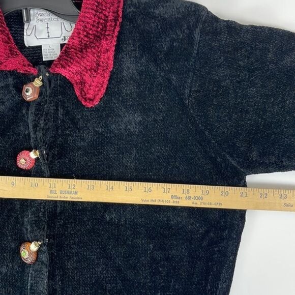 Vtg  J Two New York Black Maroon Cardigan Sweater w Perfume Bottle Buttons LARGE - Picture 9 of 12